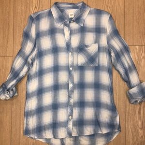 Gap plaid button down shirt